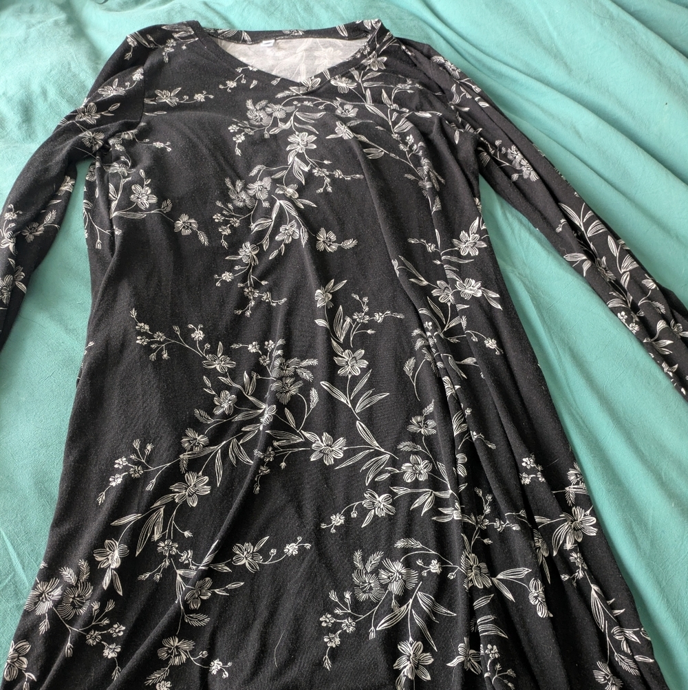 Source Unknown Black Midi Dress with White Floral Print XL